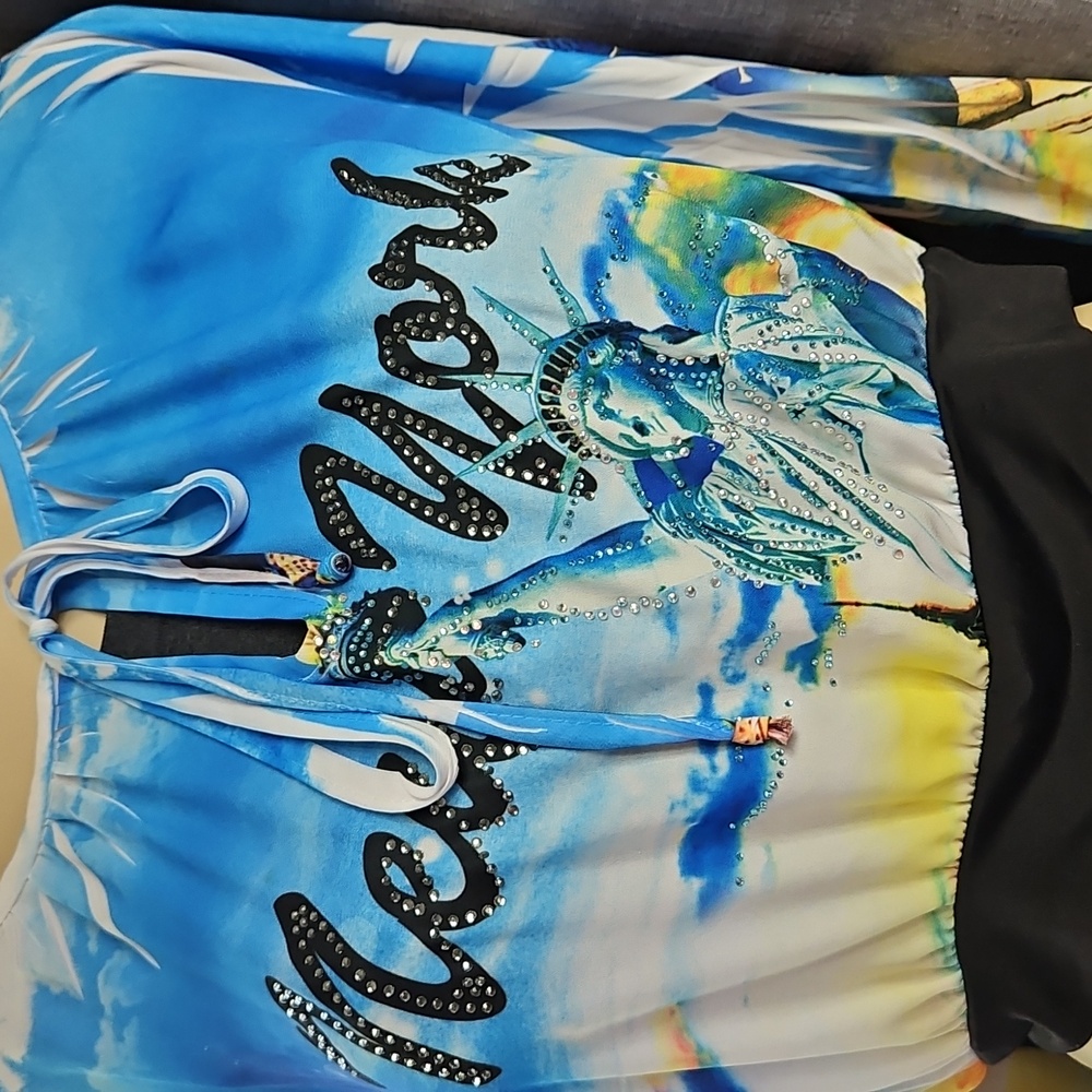 NEW YORK " THEME PHANTOM OF BROADWAY CROP TOP SIZE LGE